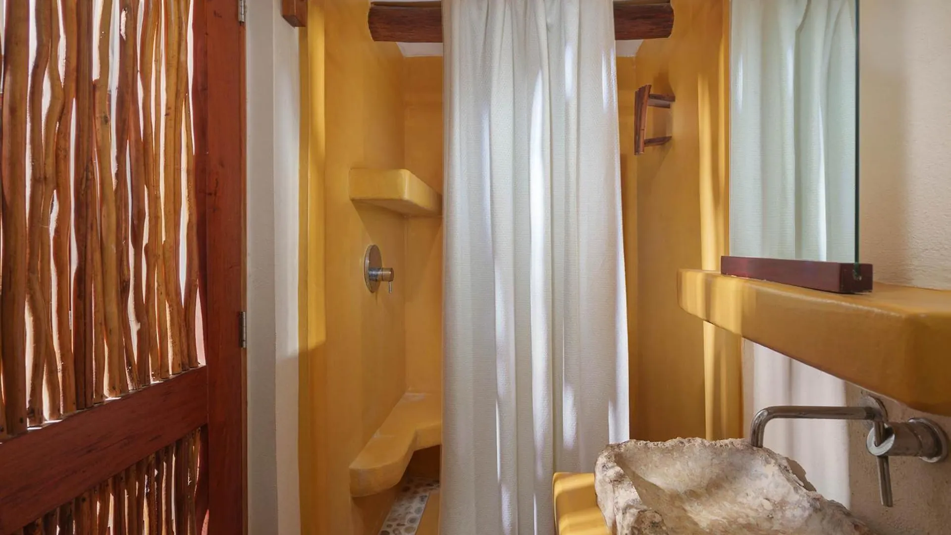 ****  Exe El Pueblito Hotel Isla Holbox Mexico